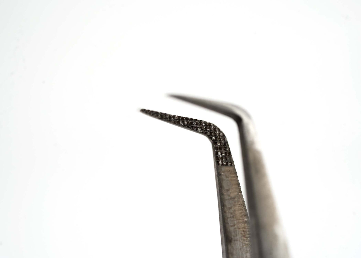 Fiber Tip - Hook It Lash Tweezers