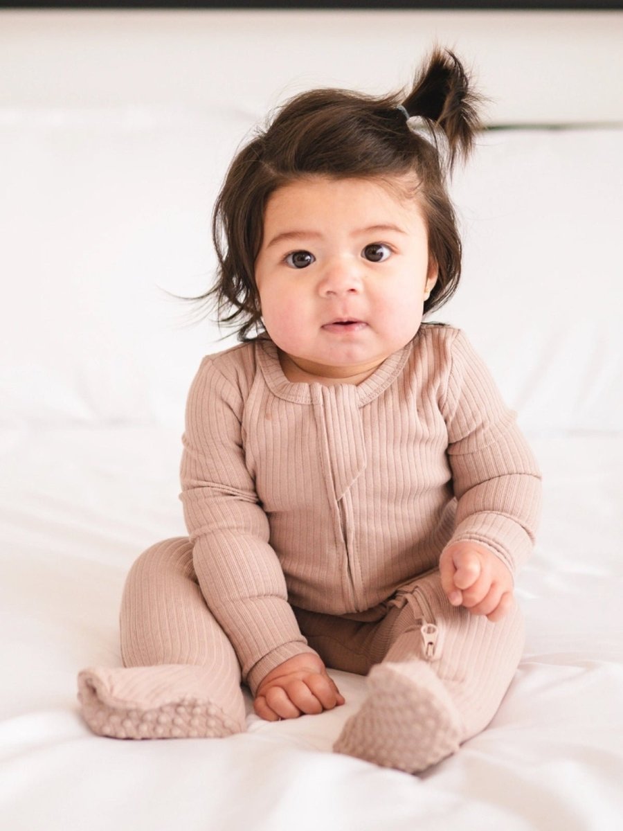 ORGANIC RIBBED FOOTIE, MOCHA